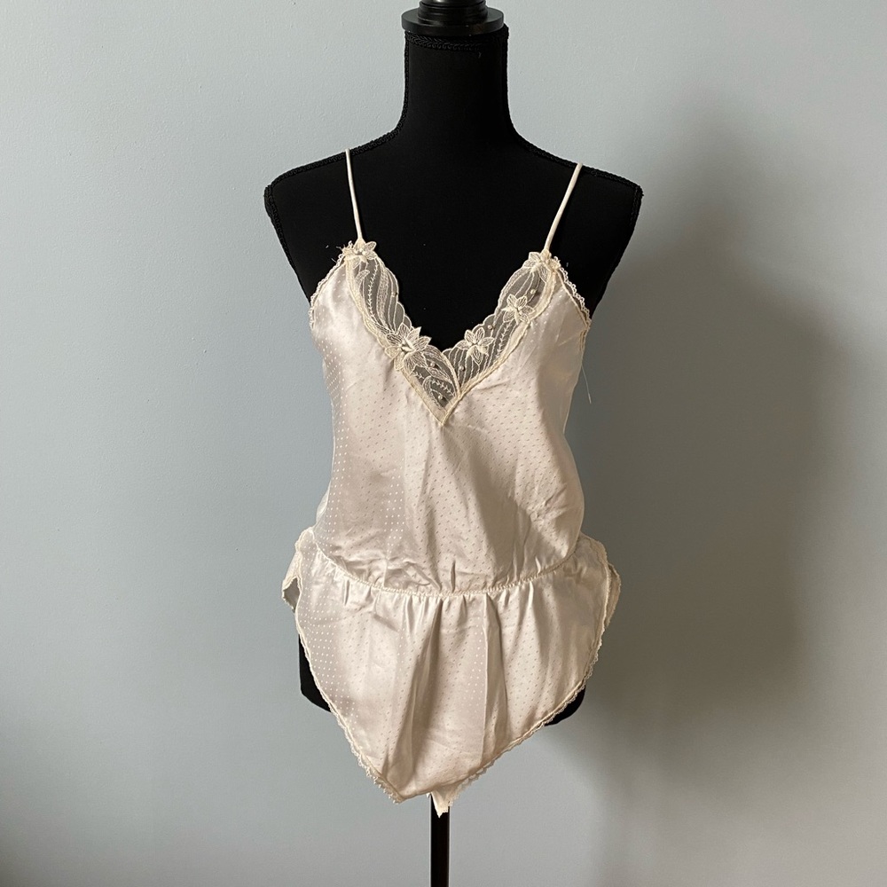 Vintage Indulgence Teddy NWOT Size S